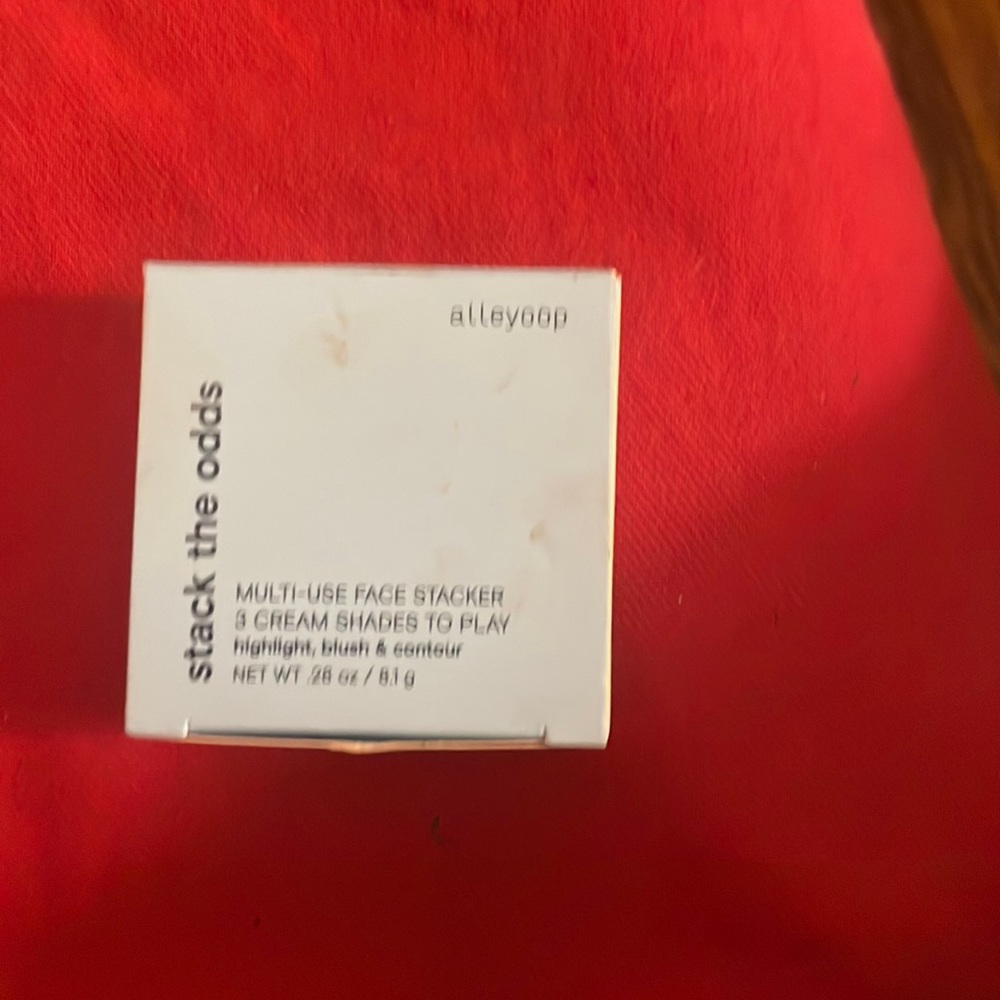 Alleyoop multi-use face stacker highlight, blush & contour in Sunkissed BNIB